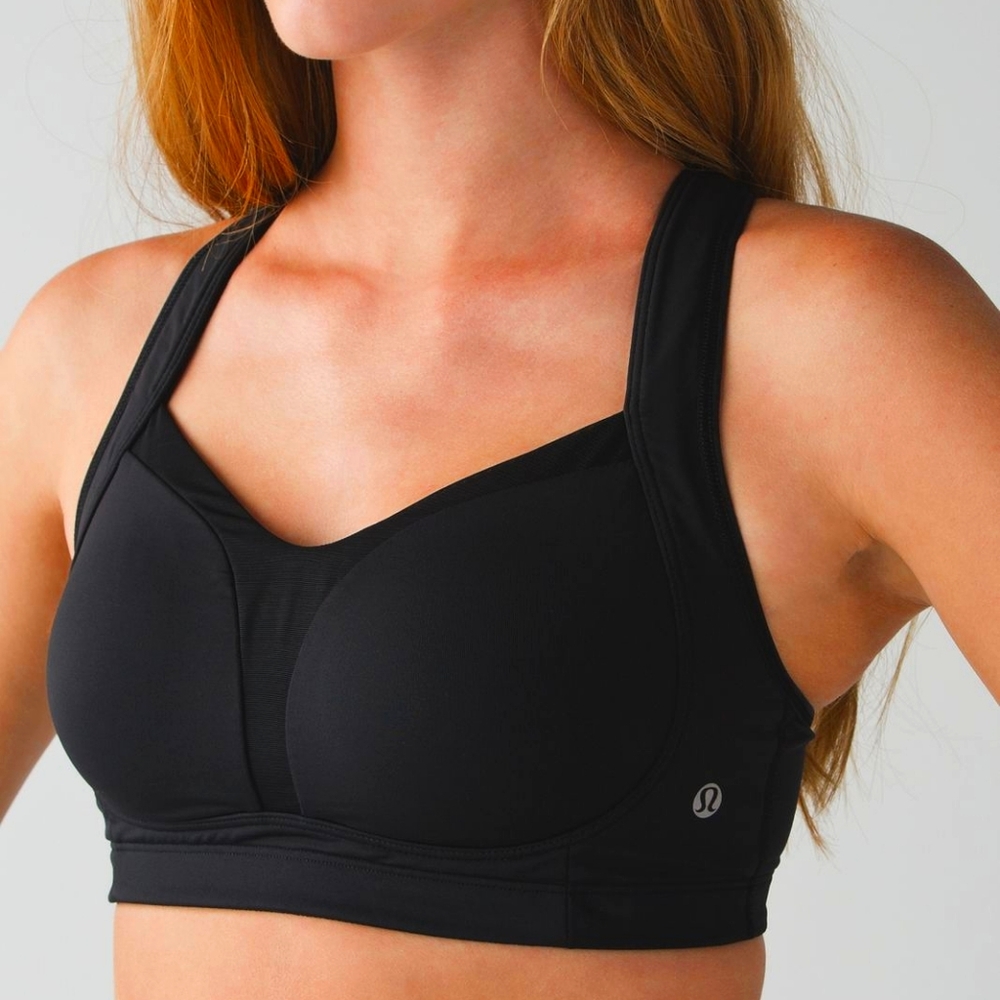 32C Lululemon Ta Ta Tamer Discontinued Sports Bra